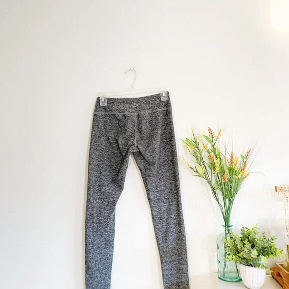 ☀️ BEYOND YOGA Dark Gray Marled Full Length Leggings Medium Casual Workout Pants - Picture 5 of 5